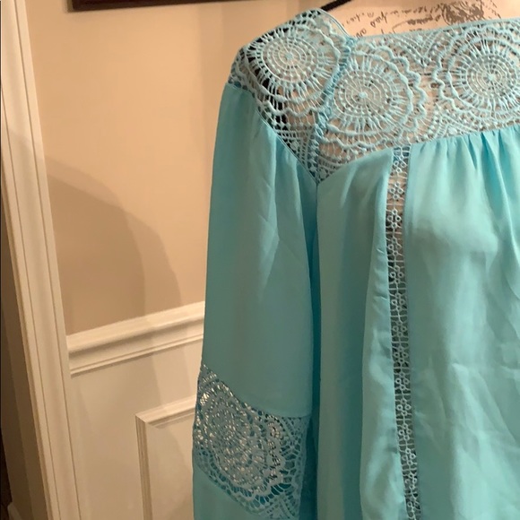 Light blue 3/4 sleeve blouse - Picture 3 of 4